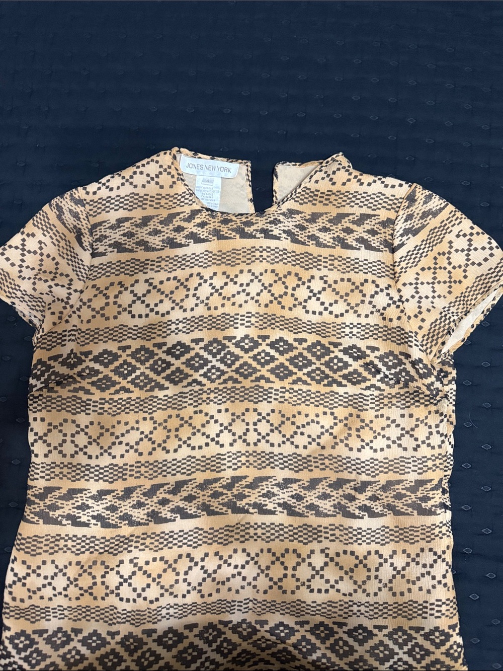 Jones New York Tan and Brown Geometric Short Sleeve Top